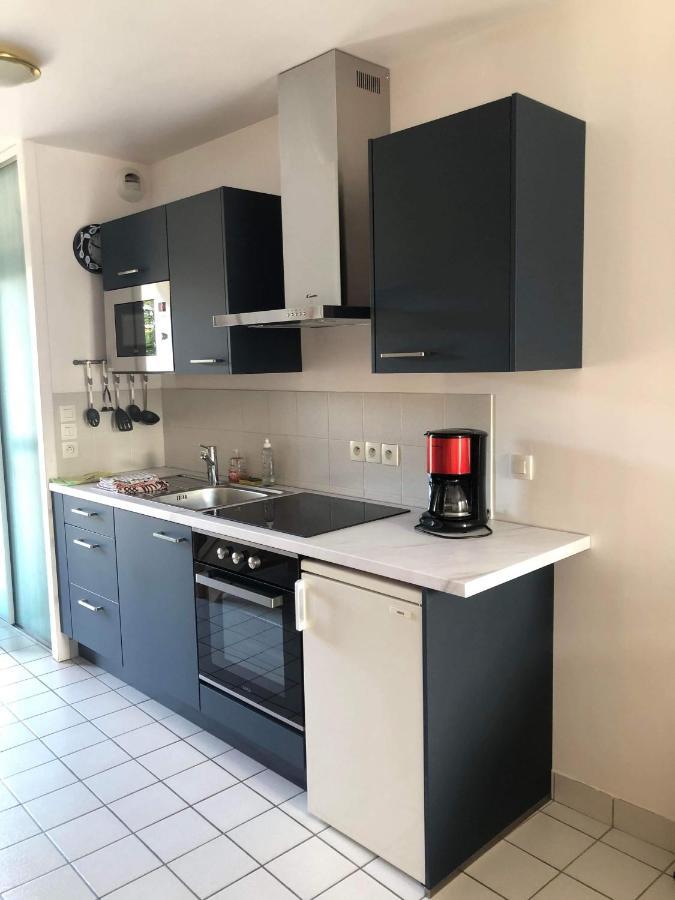 Apartment Anselme, F2 Duplex Avec Cour Commune Et Proche De La ,2